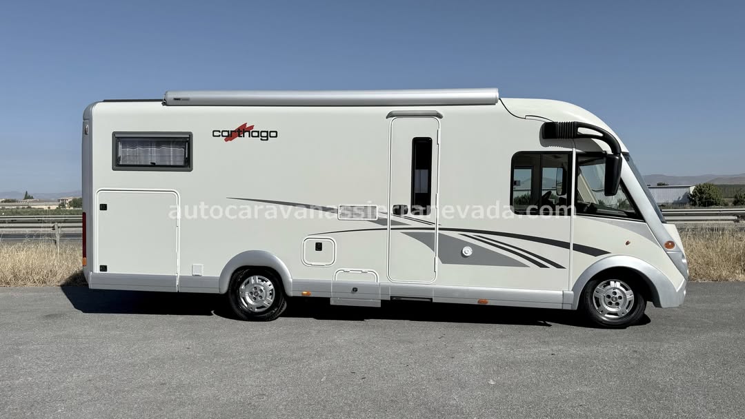 Integral CARTHAGO Chic C-Line

Autocaravanas Sierra Nevada empresa con más de 20 años de experiencia en el sector de venta de ocasión os ofrece esta magnífica casa rodante.🗣️👉 Para más información o precio 💵 consulté en nuestra página web

www.autocaravanassierranevada.com

➡️🌐💻 o haga click👉🖱️ en nuestro enlace ⬇️👇

https://autocaravanassierranevada.com/listings/carthago-chic-c-line/

¿Quieres pagar a plazos?
Llama y te informamos sin compromiso

📞617795719
📞621251555

Extras 👇

CARNET C
MOTOR: Fiat Ducato 3.0 MultiJet 160cv
AÑO: 2011
KM: 59.000
Medidas: 7,20m x 3,00m
Plazas viajar: 5
Plazas dormir: 5
* Medidas garaje doble portón: (2,20m x 1,30m x 1,20m)
* Camas (Gemelas/ Colgante en cabina)
* Chasis ALKO + Barras de torsión
* Cadena de distribución

Extras:
Aire acondicionado(de motor)
Velocidad de Crucero
A.S.R (Sistema antiderrapaje)
Espejos eléctricos
Elevalunas eléctricos(conductor)
Radio (CD-USB-AUX)
Cámara de visión trasera
Asientos giratorios
OscurecedoresREMIS en cabina completa
Mosquiteras en ventanas, claraboyas y puerta principal
Claraboyas transparentes y Claraboya xxl en salón
Frigo THETFORD (220v, Gas, 12v, Auto) 149L capacidad
Extractor de humos
Ducha con mampara separada de aseo
WC con SOG
Batería de de 100ah.
Placa solar de 100w.
Calefacción TRUMA COMBI
Tv 12v. (TDT-USB-DVD)
Escalón eléctrico de aluminio
Toldo THULE de 4m
Patas estabilizadoras manuales y 3 patas eléctricas
Ducha exterior
Portabicis interior para 1
Neumáticos reforzados especial camper

#autocaravanastyle #viajarconniños #viajarenautocaravanaconniños #roadtrip #autocaravanaadventure #ventadeautocaravanas #autocaravanassierranevada #autocaravantravel #autocaravanaenlaplaya #kitcamping #differentholidays #camaisla #motorhome #caravanas1000 #camper #motorhome