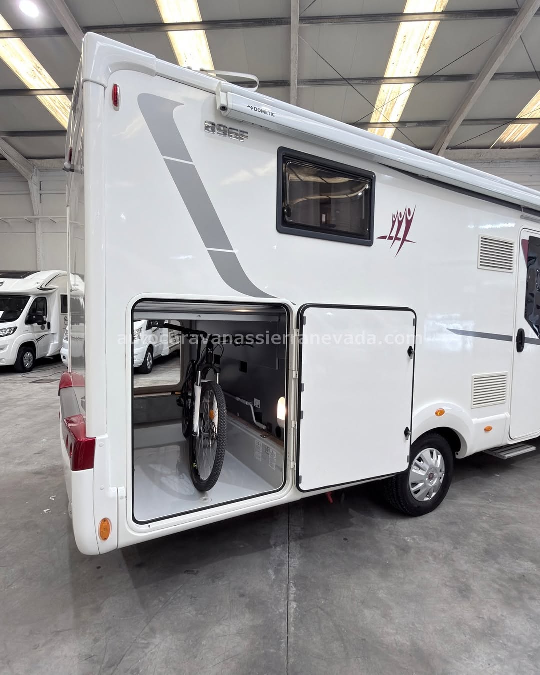 AUTOCARAVANA INTEGRAL RAPIDO 896DF En Autocaravanas Sierra Nevada llevamos más de 20 años ayudando a nuestros clientes a cumplir el sueño de viajar con libertad. Cada vehículo es revisado y reacondicionado a fondo, cuidando cada detalle para que luzca, funcione y se sienta como nuevo, preparado para ofrecer años de fiabilidad y disfrute. Para más información o precio 💵 consulté en nuestra web www.autocaravanassierranevada.com o haga click 👉🖱️ en nuestro enlace ⬇️👇 https://autocaravanassierranevada.com/listings/rapido-896df-v26-03/ ¿Quieres pagar a plazos? Llama y te informamos sin compromiso 📞617 79 57 19 📞687 85 35 11 EQUIPAMIENTO Y EXTRAS 👇 MOTOR: FIAT DUCATO 2.3 MULTIJET 130cv AÑO: 2018 KM: 70.000 Medidas exteriores: 7,40m x 2,90m Plazas: 4 Extras y Equipamiento: * Medidas maletero con doble acceso : (2,20m x 1,10m x 1,10m) * Camas (Isla elevable eléctrica/ Colgante en cabina) * Salón FACE TO FACE - Aire acondicionado (de motor) - AirBag (conductor y copiloto) - Velocidad de Crucero - Espejos eléctricos - Elevalunas eléctricos(conductor) - Equipo Multimedia - Cámara de visión trasera - Asientos Giratorio - Oscurecedores REMIS en cabina completa - Mosquiteras en ventanas ,claraboyas y puerta principal - Claraboyas transparentes y Claraboya xxl en salón - Climatizador a 12v - Frigo THETFORD (220v, Gas, 12v,aut) 149L Extractor de Humos - Ducha con mampara separada de aseo - Batería de 100ah. - Placa solar 100w - Calefacción Truma Inet Ready - TV. - Escalón eléctrico de aluminio - Toldo DOMETIC de 4,5m. - Neumáticos reforzados especial camper www.autocaravanassierranevada.com #autocaravanasgranada #autocaravanaocasion #autocaravanasdeocasion #ventaautocaravana #compraautocaravana #autocaravanabarata #caravaningandalucia #autocaravanasur #granadaturismo #granadaocasion #andaluciavanlife #vanlife #camperlife #motorhome #campervan #viajarenautocaravana #caravaninglife #aventuraenruta #viajeslibres #escapadarural #naturalezaylibertad #viajarporelmundo #rutavanlife #descubreespaña